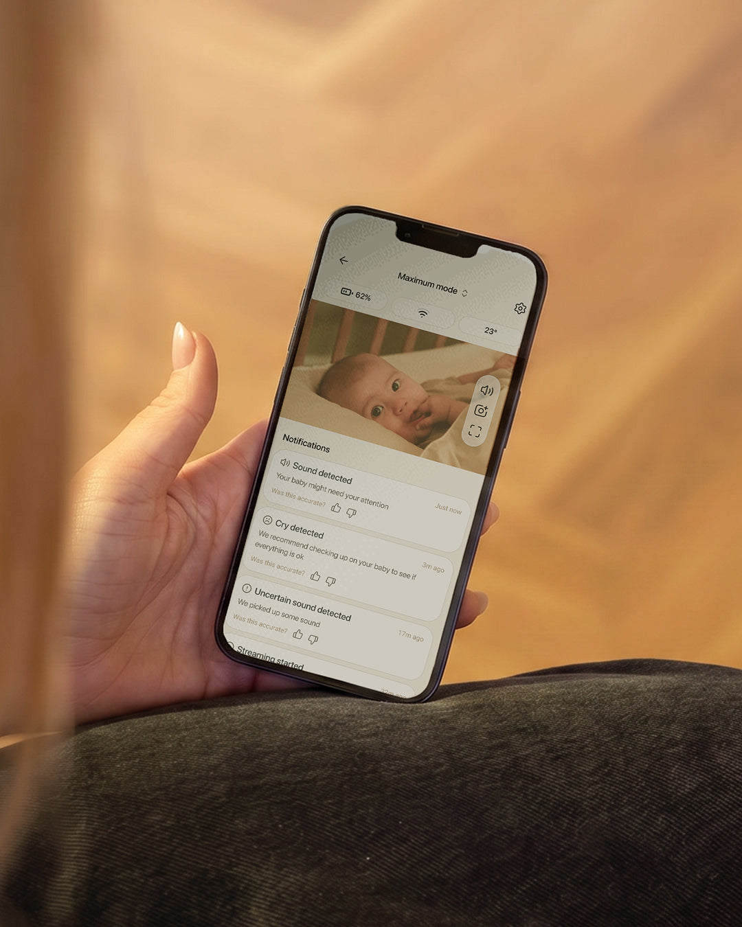 Moonboon Intelligent Baby Monitor with Wall mounting