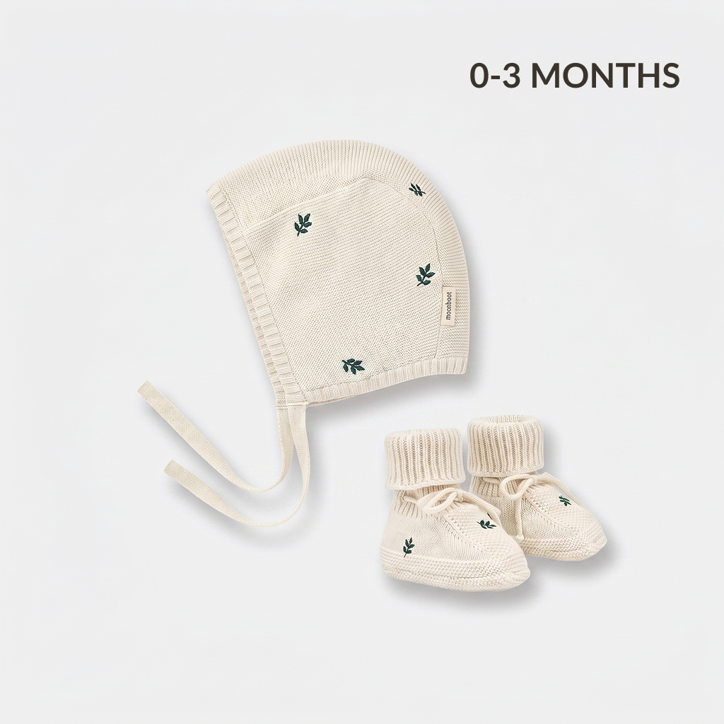 Moonboon Knitted Bonnet & Booties Giftbox